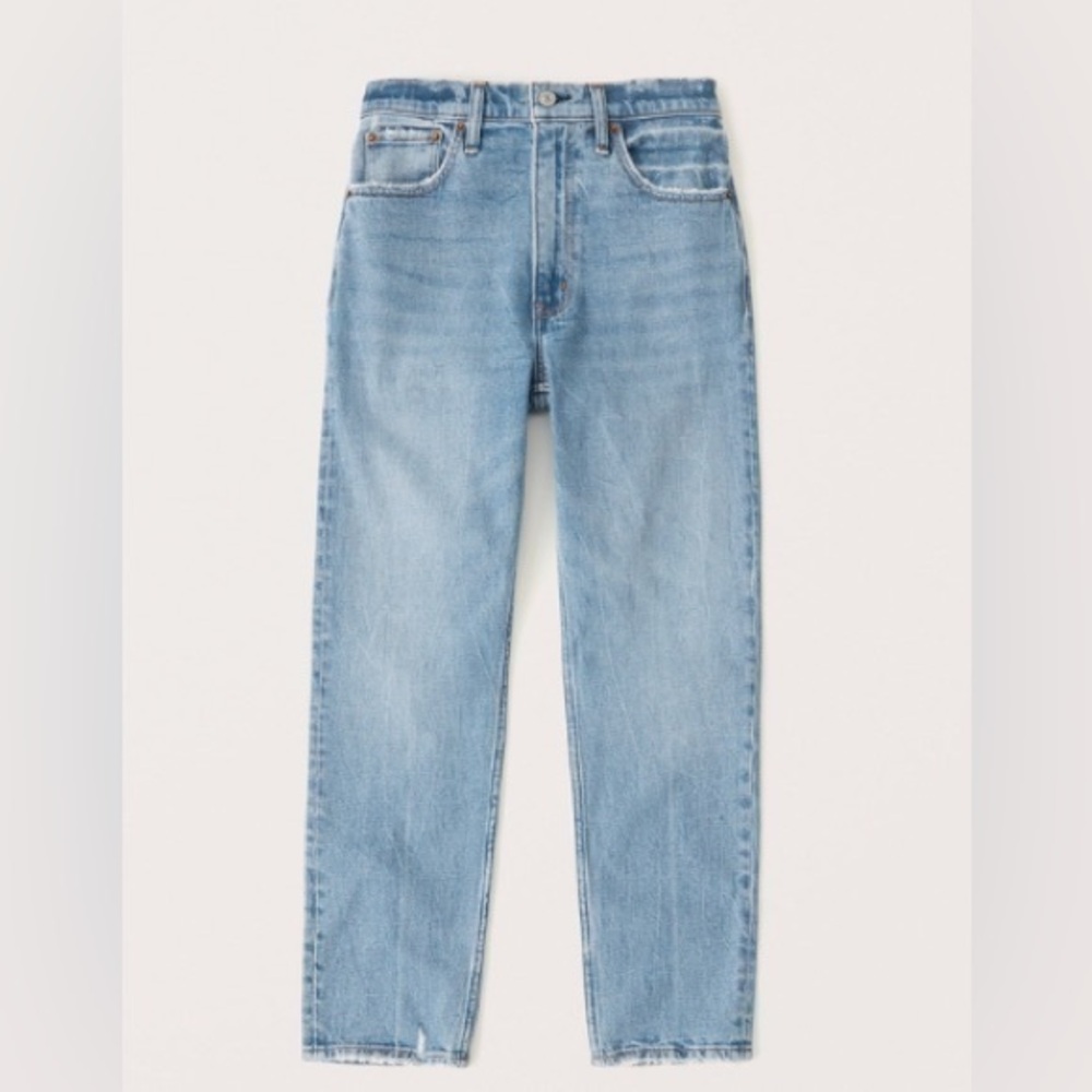 Abercrombie & Fitch High Rise Mom Jean NWT